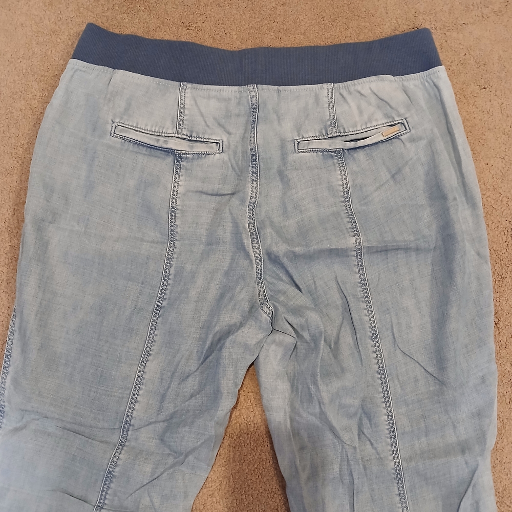 White House Black Market Light Blue Ankle Pants